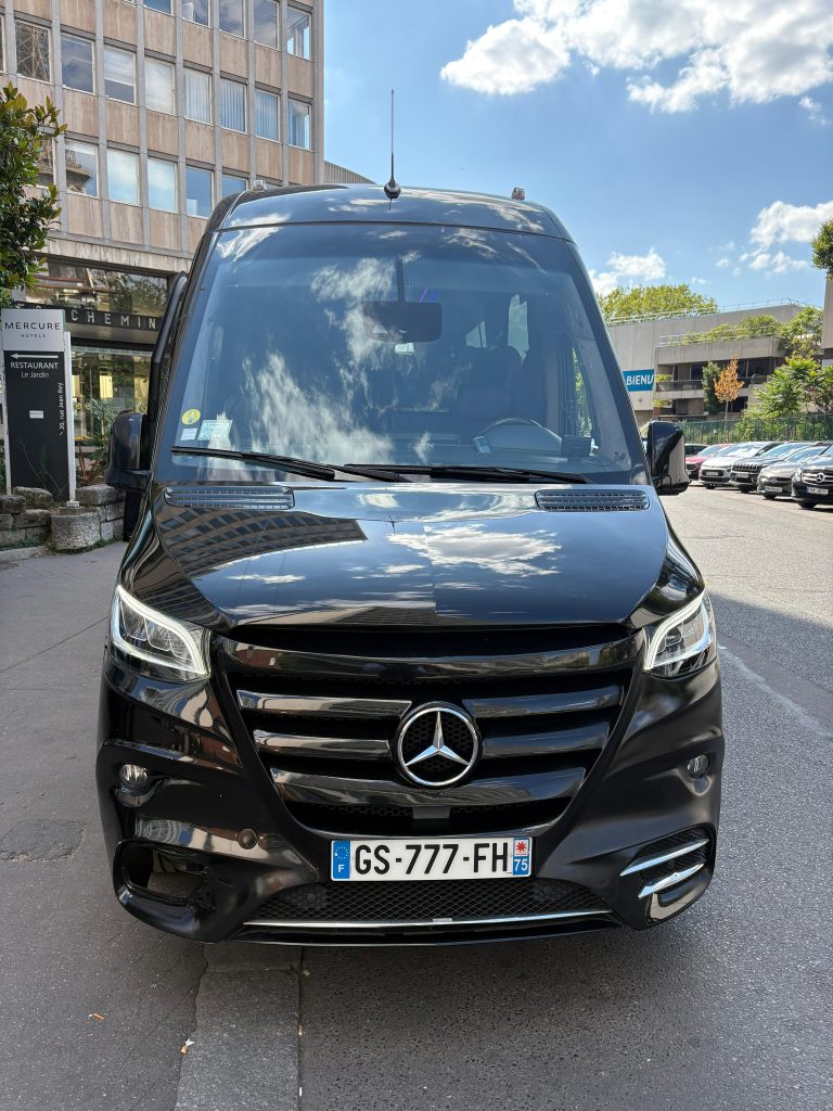Mercedes Sprinter Paris Navette